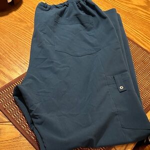 Dickies Women’s scrub pants turquoise. Brand new!!